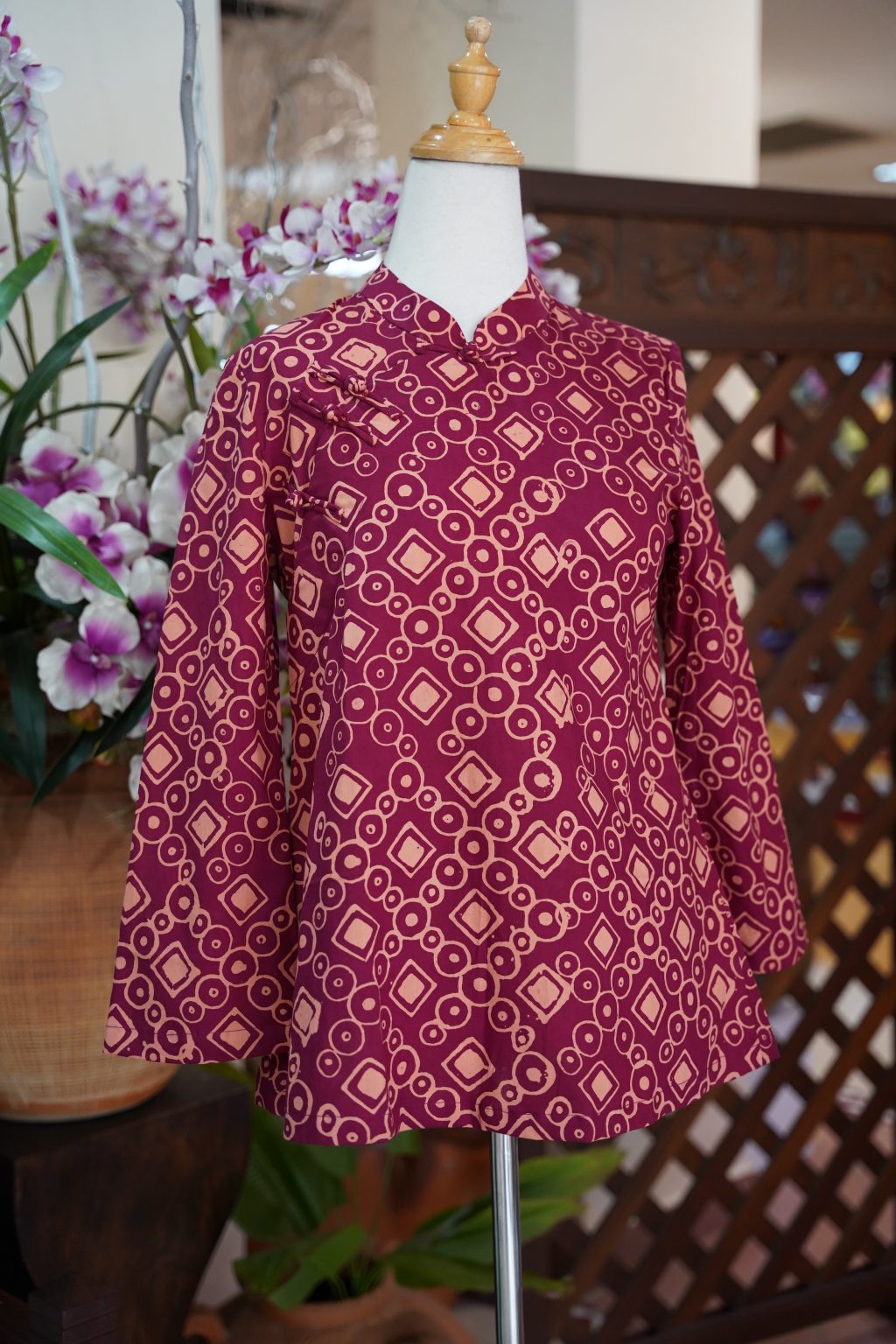 Batik Cheongsam (Medium) – KARYANEKA